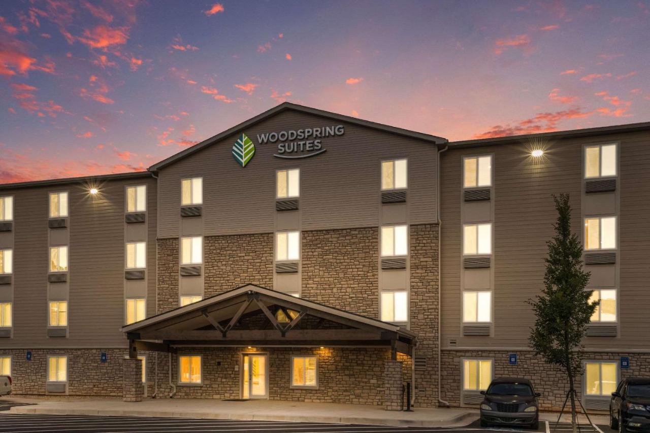 Woodspring Suites Atlanta מק'דונאף מראה חיצוני תמונה