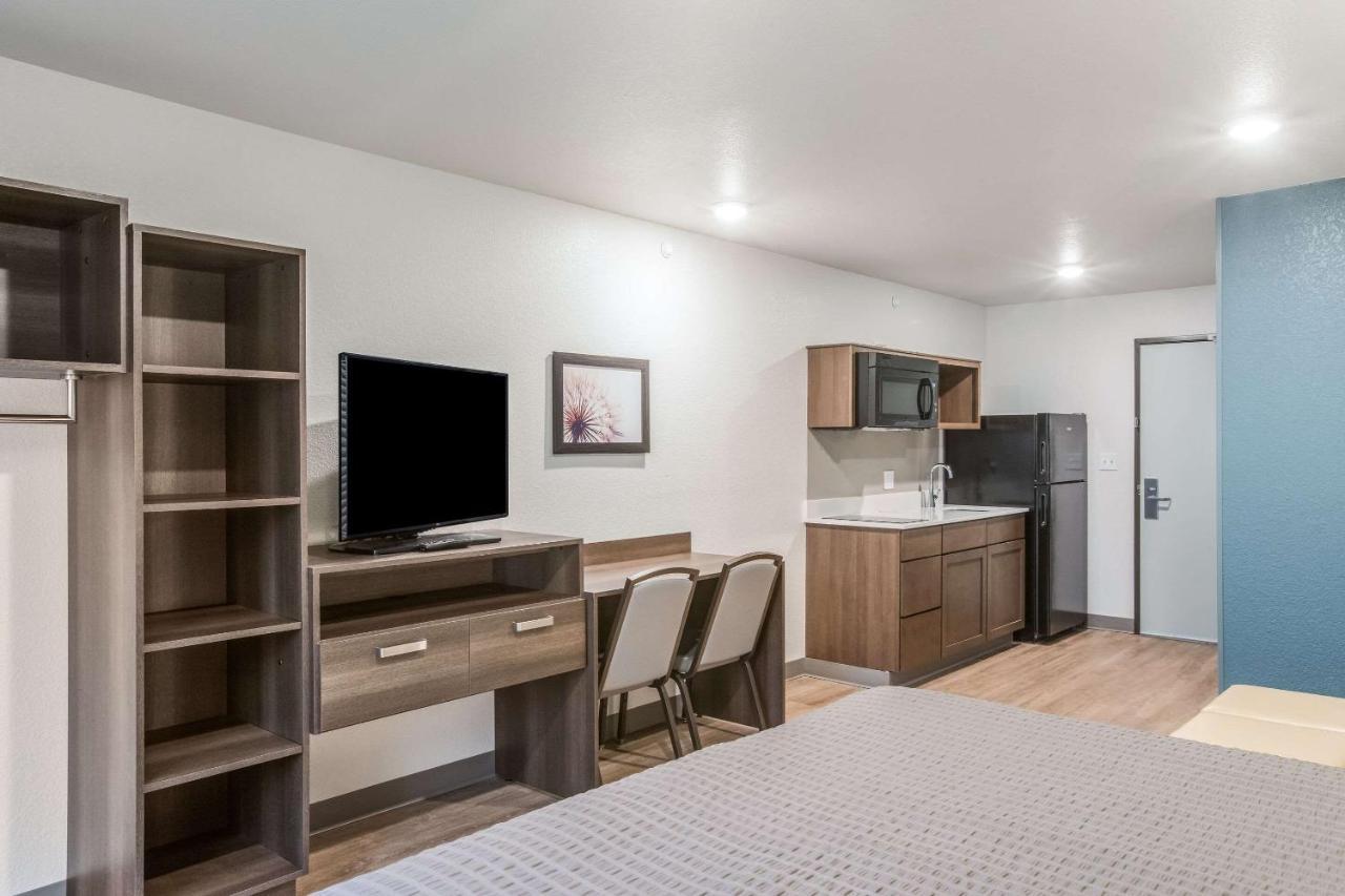 Woodspring Suites Atlanta מק'דונאף מראה חיצוני תמונה